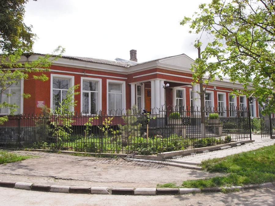 Кримський республіканський вищий навчальний заклад ім. М. Самокиша